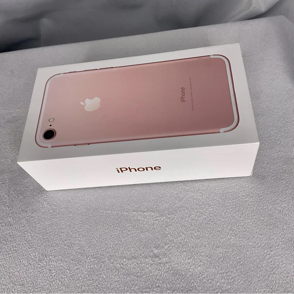 Apple iPhone 7 Rose Gold 128 GB Empty Box Only